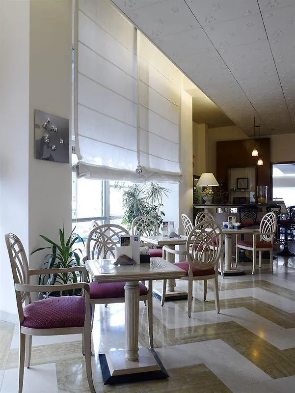 Nh La Spezia Hotel 4*,